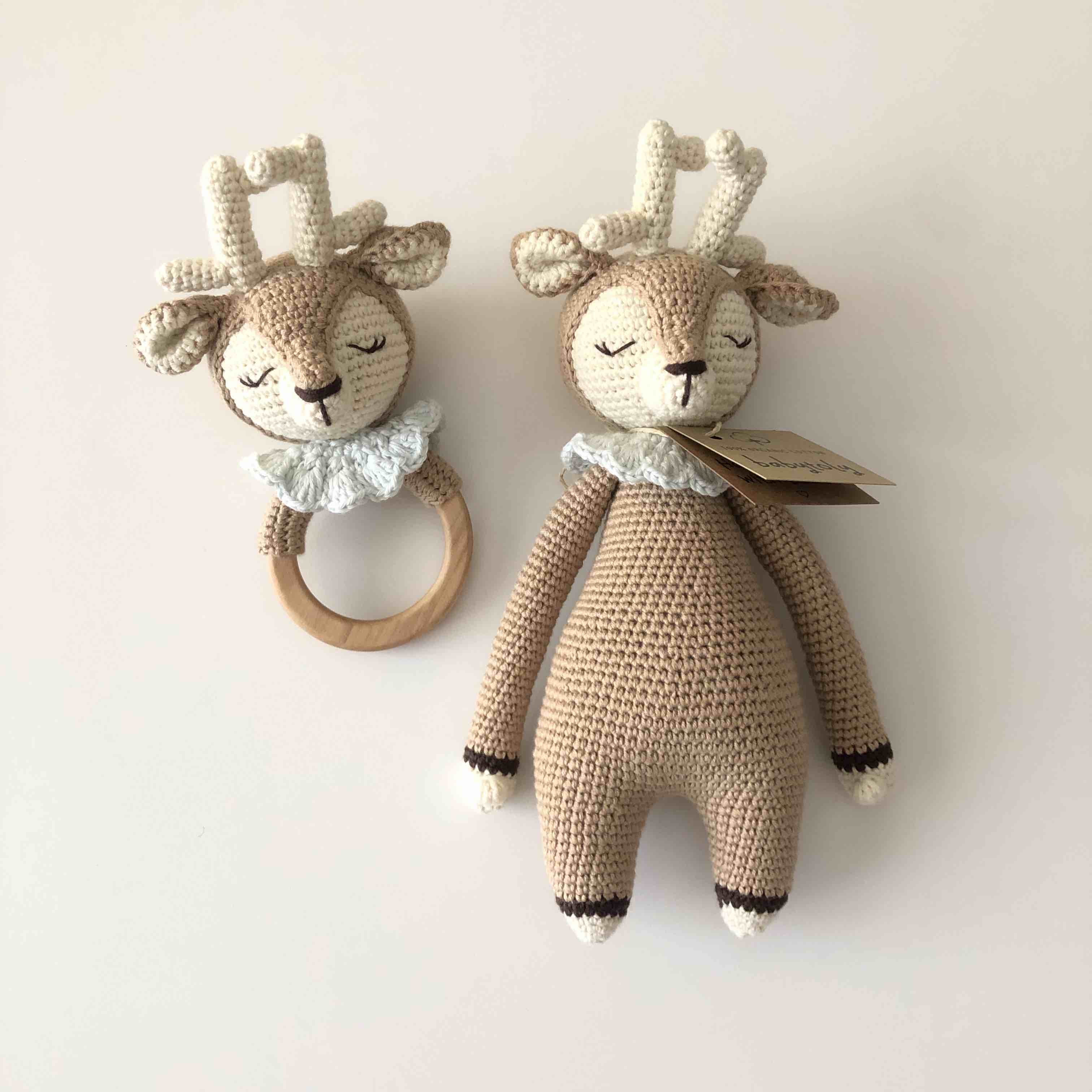Handmade deer teether for children - Knitabuddy - Dou Dou Olivia the fawn